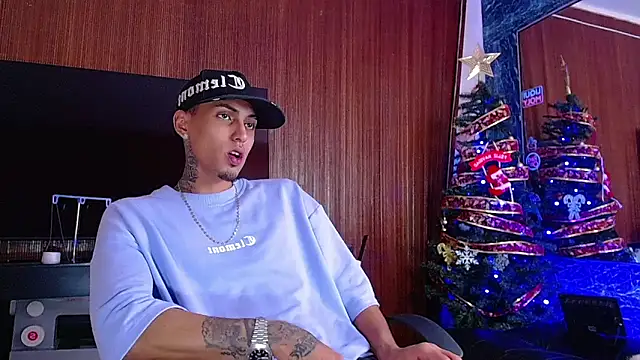 Liam lee online show from 12-18-25, 05:08