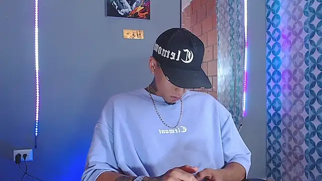 Liam lee online show from 04-28-26, 09:20