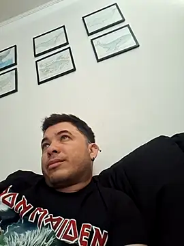 Victorjose3030 online show from 10-22-25, 05:13