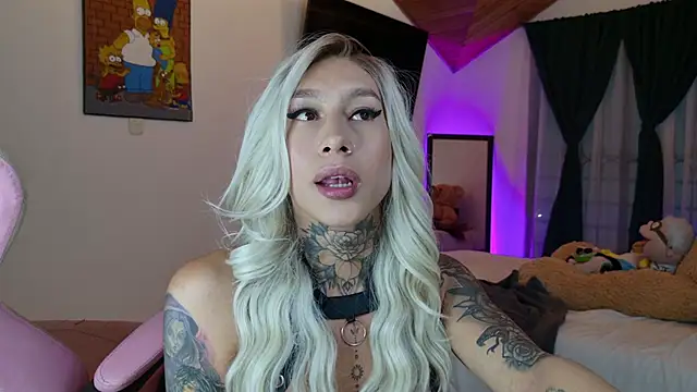 Juana 777 online show from 09-28-25, 03:45