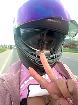 Juana 777 online show from 11-10-25, 10:09