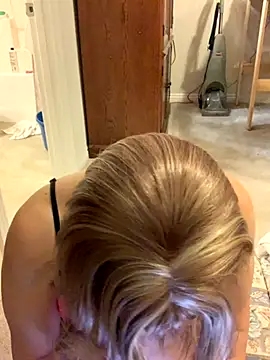 Snapshot of balad13 chatting on 09-23-25, 01:52 balad13 online show from 09-23-25, 01:52