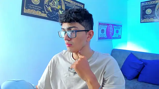 Snapshot of TylerWhite_ chatting on 01-25-25, 02:47 TylerWhite online show from 01-25-25, 02:47