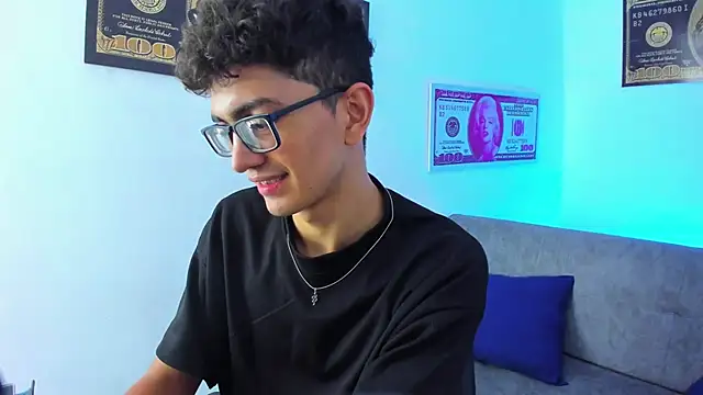 Snapshot of TylerWhite_ chatting on 01-29-25, 09:55 TylerWhite online show from 01-29-25, 09:55