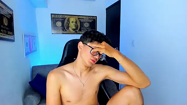 Snapshot of TylerWhite_ chatting on 02-28-25, 09:15 TylerWhite online show from 02-28-25, 09:15