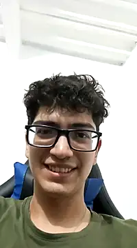 Snapshot of TylerWhite_ chatting on 03-10-25, 05:11 TylerWhite online show from 03-10-25, 05:11