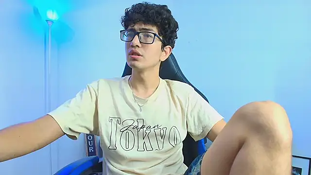 Snapshot of TylerWhite_ chatting on 09-27-25, 11:15 TylerWhite online show from 09-27-25, 11:15