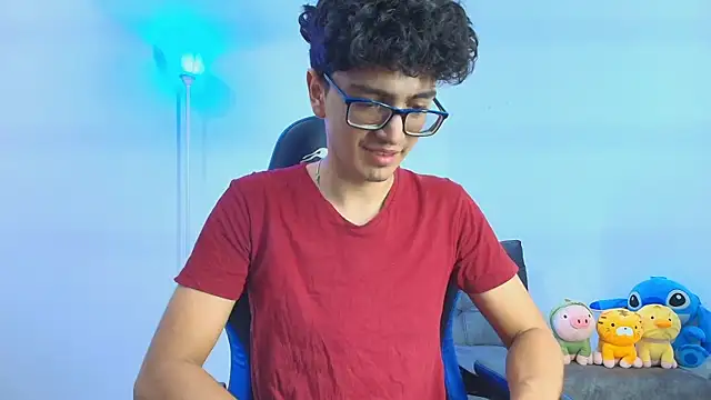 Snapshot of TylerWhite_ chatting on 10-26-25, 06:36 TylerWhite online show from 10-26-25, 06:36