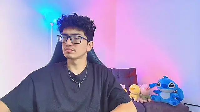 TylerWhite  online show from 01-12-26, 02:00