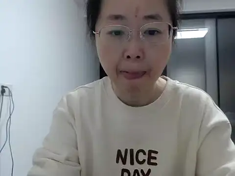 Snapshot of sonyx chatting on 03-07-25, 01:07 sonyx online show from 03-07-25, 01:07