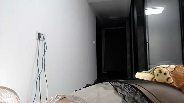 Snapshot of sonyx chatting on 03-16-25, 04:01 sonyx online show from 03-16-25, 04:01