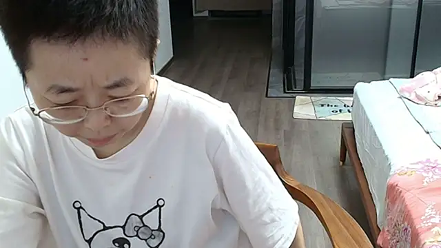 Snapshot of sonyx chatting on 09-13-25, 03:01 sonyx online show from 09-13-25, 03:01