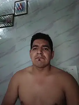 Snapshot of latino17 chatting on 03-15-26, 05:57 latino17 online show from 03-15-26, 05:57