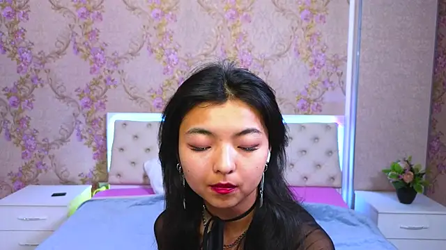 Shy Kira online show from 01-17-25, 03:32