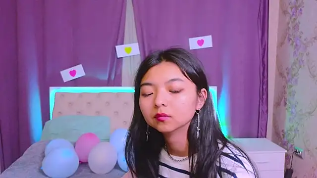 Shy Kira online show from 02-11-25, 06:44