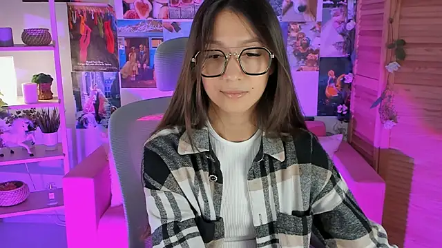 LanaBaker online show from 01-03-25, 06:01