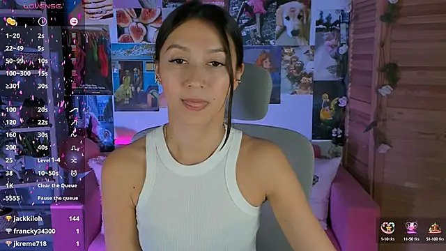 LanaBaker online show from 01-07-25, 05:43