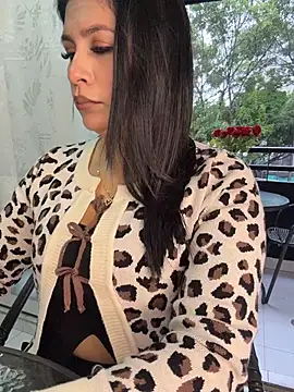 Snapshot of Sofia_Convers chatting on 06-08-26, 01:22 Sofia Convers online show from 06-08-26, 01:22