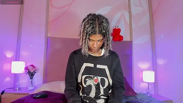 Maxim-Walker online show from 02-06-25, 03:06