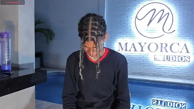 Maxim-Walker online show from 02-22-25, 03:12