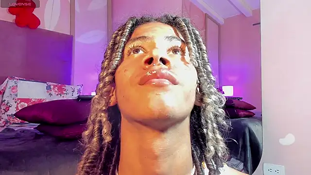 Maxim-Walker online show from 02-25-25, 06:36