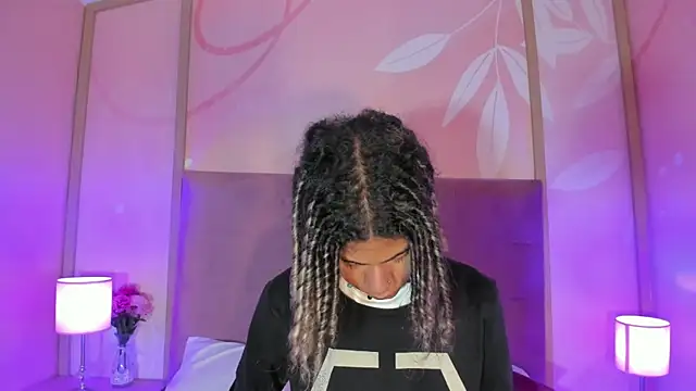 Maxim-Walker online show from 03-21-25, 03:12