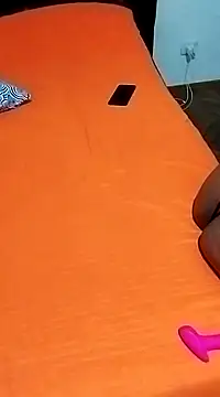 Snapshot of littlebrunett chatting on 02-05-25, 11:02 littlebrunett online show from 02-05-25, 11:02