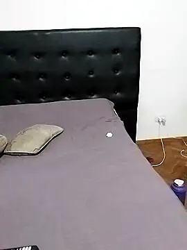 Snapshot of littlebrunett chatting on 02-23-25, 09:11 littlebrunett online show from 02-23-25, 09:11