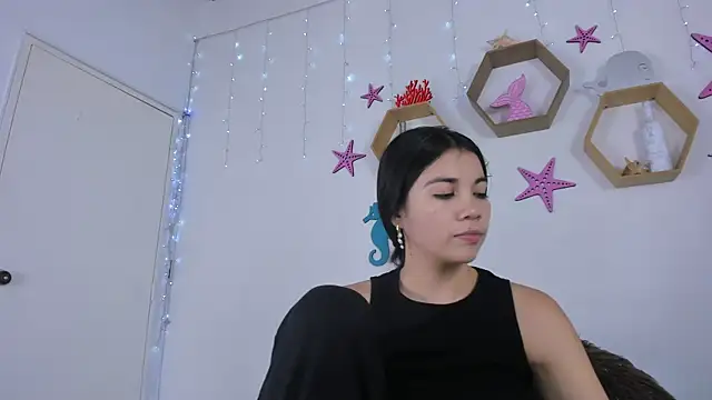 Emiily Parkerr online show from 12-27-24, 03:09