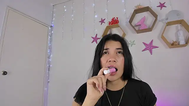 Emiily Parkerr online show from 01-09-25, 03:04