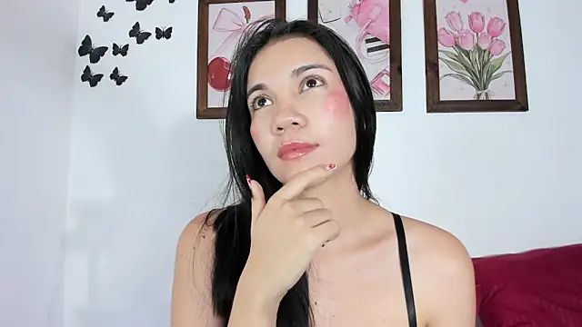 Snapshot of Emiily_Parkerr chatting on 05-05-26, 11:24 Emiily Parkerr online show from 05-05-26, 11:24
