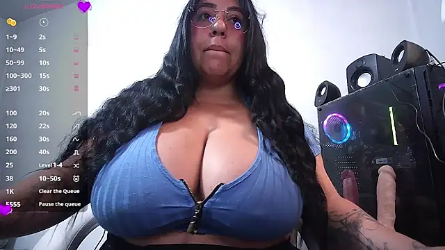 grace molly14 online show from 02-17-25, 06:48