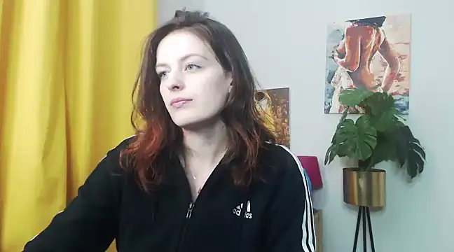 juicyNadine online show from 01-13-25, 06:16