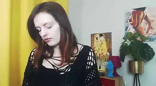 juicyNadine online show from 01-31-25, 06:24