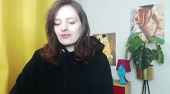 juicyNadine online show from 02-17-25, 06:20