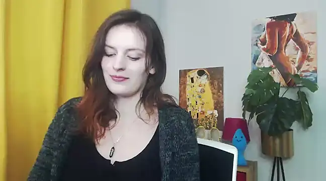 juicyNadine online show from 03-03-25, 09:22