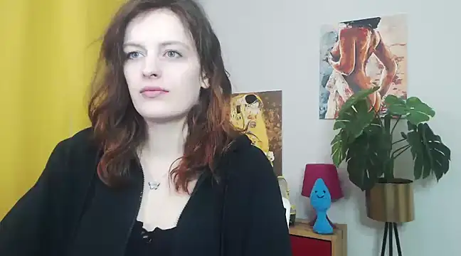 juicyNadine online show from 03-10-25, 06:16