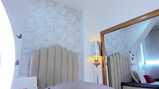 Snapshot of SofiaRios04 chatting on 09-29-25, 12:43 SofiaRios04 online show from 09-29-25, 12:43