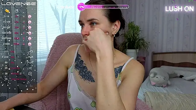 Bella  Swoon online show from 01-06-26, 08:51