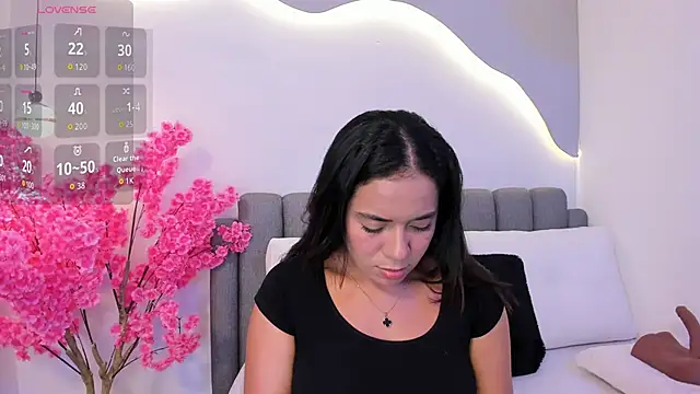 karol rivera  online show from 11-20-25, 11:04