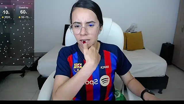 Snapshot of Mariam_Gomezxxx chatting on 03-19-25, 12:04 Mariam Gomezxxx online show from 03-19-25, 12:04