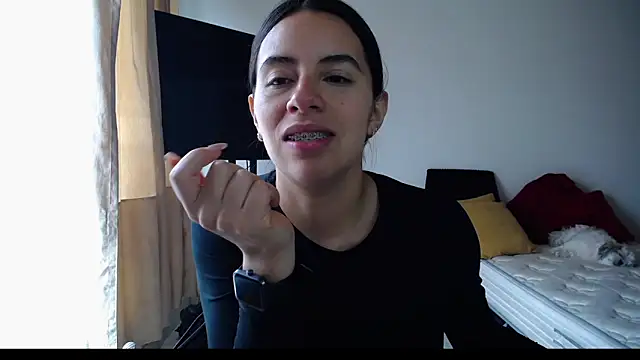 Snapshot of Mariam_Gomezxxx chatting on 10-31-25, 04:08 Mariam Gomezxxx online show from 10-31-25, 04:08