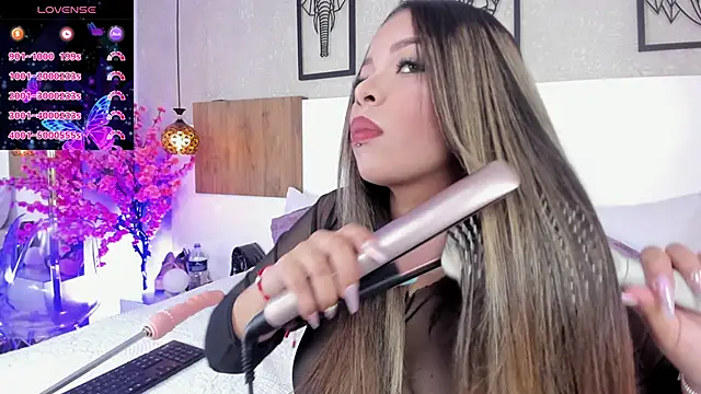 nahomiidasilva  online show from 12-14-24, 06:09