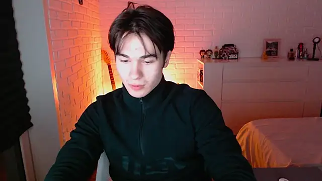 MarkusDean online show from 10-02-25, 05:09