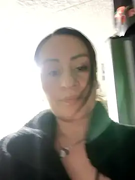 LuisaFernanda170823 online show from 12-17-25, 12:16