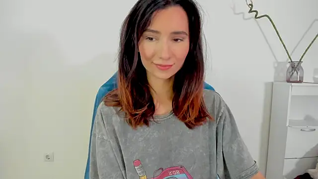 crystalnut online show from 09-24-25, 02:59