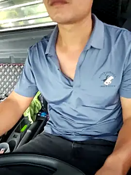 Snapshot of Vanilahirl chatting on 09-27-25, 03:33 Vanilahirl online show from 09-27-25, 03:33