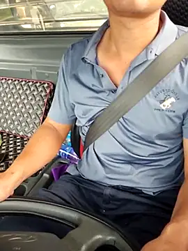 Snapshot of Vanilahirl chatting on 10-08-25, 03:04 Vanilahirl online show from 10-08-25, 03:04