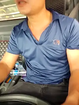 Snapshot of Vanilahirl chatting on 10-15-25, 06:35 Vanilahirl online show from 10-15-25, 06:35