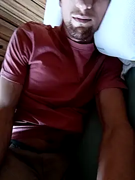 Snapshot of Kaue007 chatting on 12-04-25, 09:01 Kaue007 online show from 12-04-25, 09:01